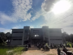 Gedung Baru FKIP Unmul Retak & Melengkung: Keselamatan Mahasiswa Dipertanyakan?