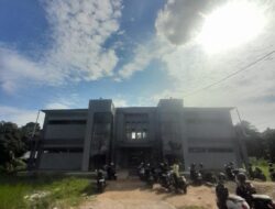 Gedung Baru FKIP Unmul Retak & Melengkung: Keselamatan Mahasiswa Dipertanyakan?