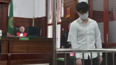 Sopir BMW Tewaskan 2 Orang di Surabaya, Divonis 10 Bulan Penjara