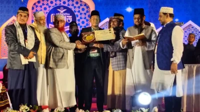 Qori Kaltim Imranul Karim Rebut Juara 1 MTQ Internasional di Bangladesh