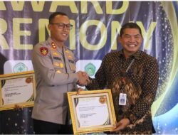 Kapolres PPU Raih Outstanding Achievement Award 2025 di Surabaya