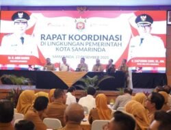 Wali Kota Samarinda Tekankan Evaluasi dan Prioritas Pelayanan Dasar di Rakor Akhir Tahun 2025